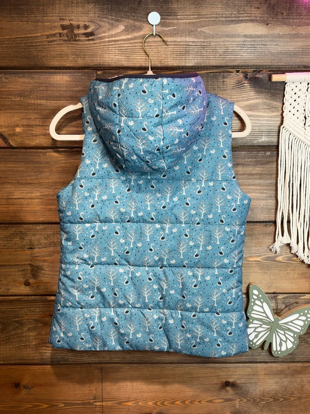 Copper Key Girls Sherpa Lined Hooded Puffer Vest Blue Swan Winter print cottage